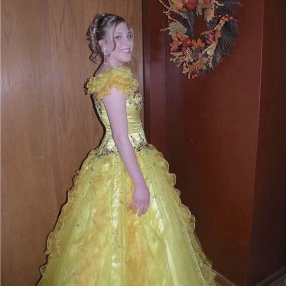 Uniquely Yours,Yellow Embellished Ballgown Prom Dress, corset back & OTS detail - Picture 2 of 8